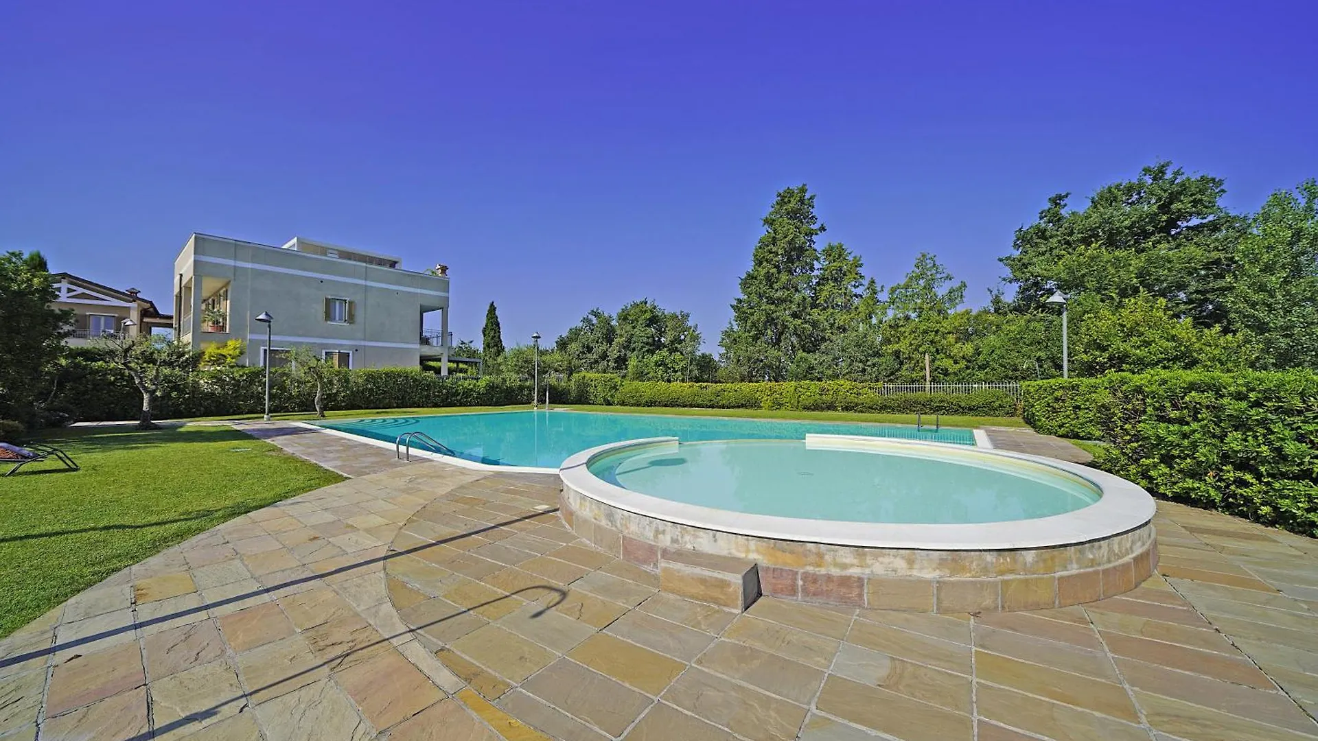 Residence Quadrivium 151 By Wonderful Italy Castelnuovo del Garda